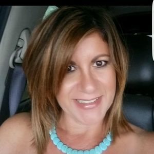 Meet your Posher, Annette